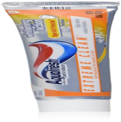 Aquafresh Extreme Clean Whitening s Multi 5.6 Ounce