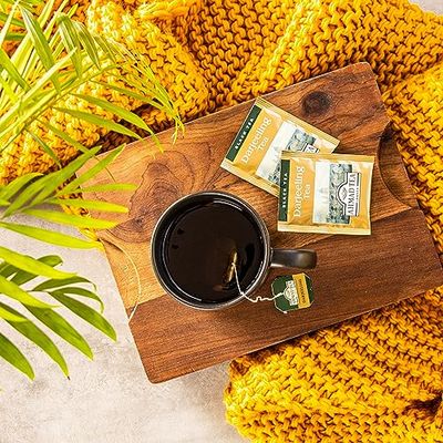 Ahmad Tea Black Tea, Darjeeling Teabags, 20 ct (Pack of 1) - Caffeinated & Sugar-Free