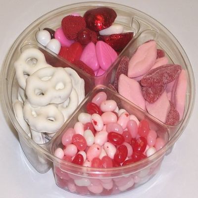 Scott's Cakes 4-Pack Smoochie Lips, Valentine Mix, Valentine Beans, & White Pretzels