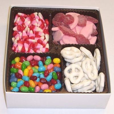 Scott's Cakes Large 4-Pack Cupid Corn, Smoochie Lips, Conversation Beans, & White Pretzels