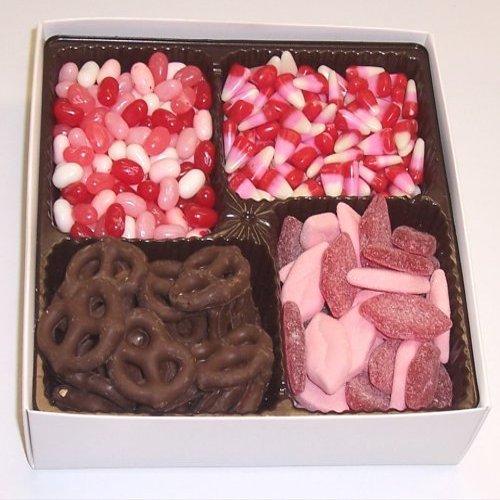 Scott's Cakes Large 4-Pack Cupid Corn, Smoochie Lips, Valentine Jelly Beans, & Dark Pretzels