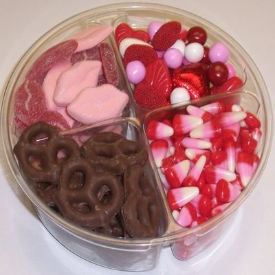Scott's Cakes 4-Pack Cupid Corn, Smoochie Lips, Deluxe Valentine Mix, & Dark Pretzels