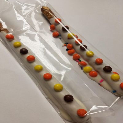 Chocolate Covered Pretzel Rods White Chocolate 16 Rods