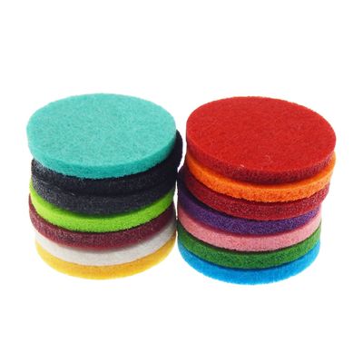 Julie Wang 100PCS 1.18 inches Round Essential Oil Diffuser Felt Pads for Locket Necklace Replacement Refill Pads Thickened Washable Absorbent 30MM