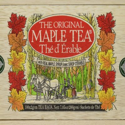 The Original Maple Tea in Wood Box - 100 Tea Bags