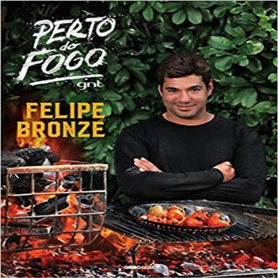 Perto do fogo (Em Portugues do Brasil)