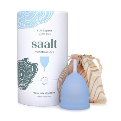 Saalt Menstrual Cup Reusable Period Cup Made for Comfortable, Leak-Free Protection Up to 12 Hours BPA & Latex Free Includes Cup & Carry Bag (Regular, Ocean Blue)