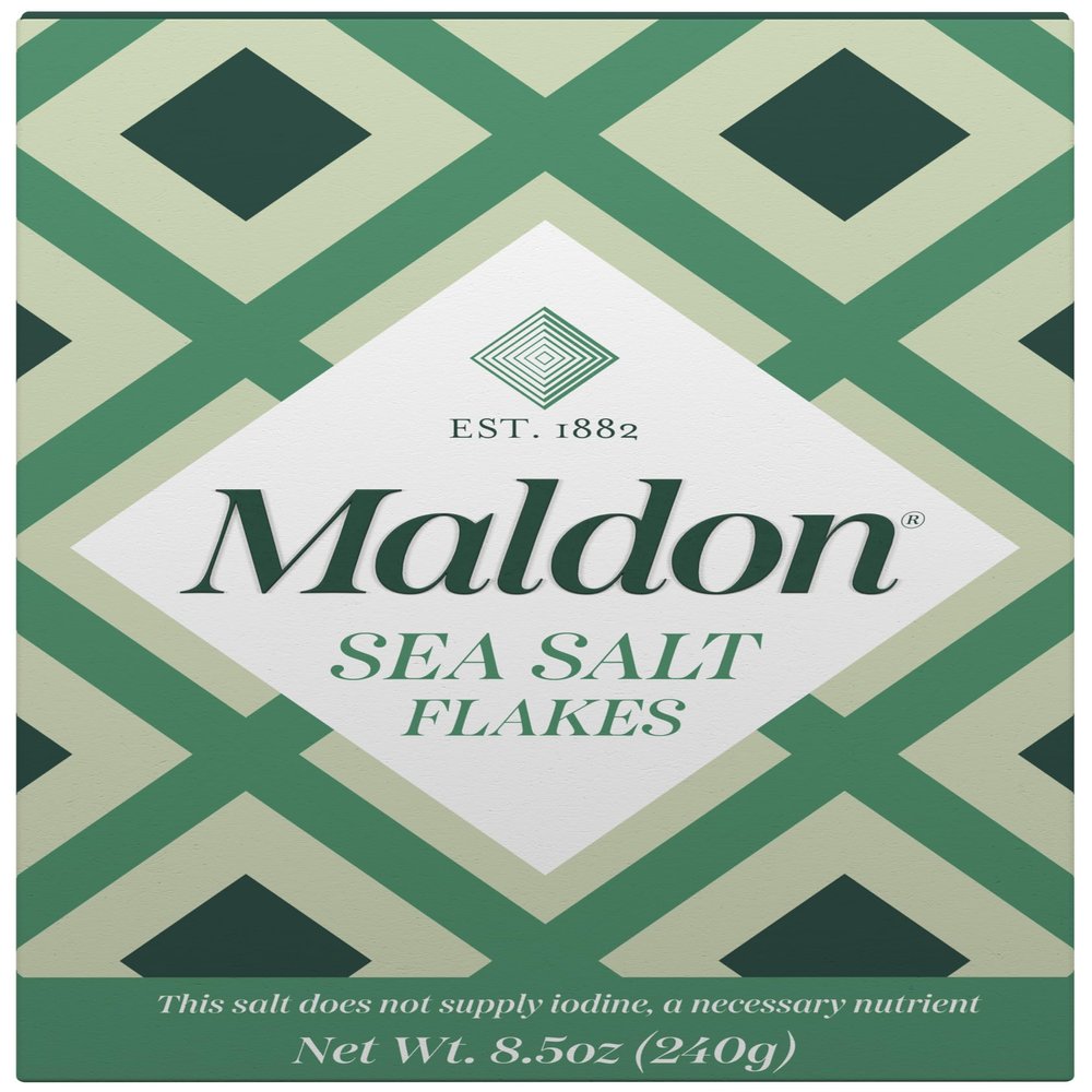 Maldon Salt, Sea Salt Flakes, 8.5 oz (240 g), Kosher, Natural, Unique Gourmet Pyramid Shaped Salt Flakes, Perfect for a Wide Range of Dishes, Hand-Harvested for Four Generations (Packaging May vary)