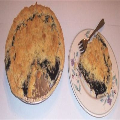 Scott's Cakes Blueberry Crumb Pie