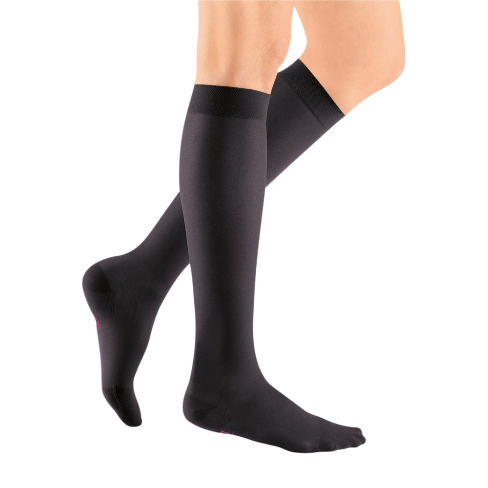 mediven sheer & soft for Women, 30-40 mmHg Calf High Closed Toe Compression Stockings, Ebony, VII-Petite