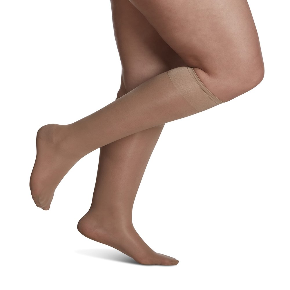 SIGVARIS Women's Sheer Fashion Closed Toe Calf Height - 15-20mmHg Weight Compression Hose - Lightweight & Breathable in Soft Stretch Fabric for Comfortable Everyday Wear - Golden - A (Small)