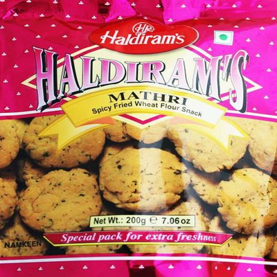Haldirams Mathri 200g