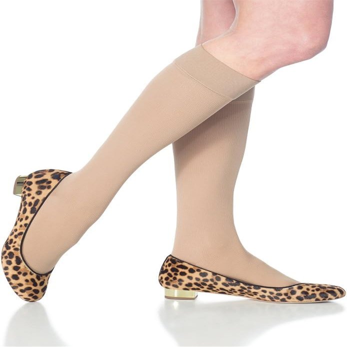 SIGVARIS Womens Essential Cotton 230 Closed Toe Calf-High Socks 30-40mmHg - Navy - Medium Short