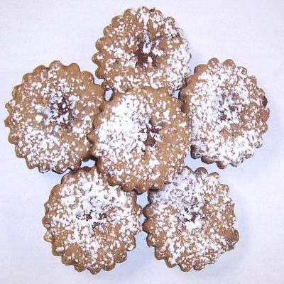 Scott's Cakes Hazelnut Sandwich Cookie with in a 8 oz. White Blossoms Bag