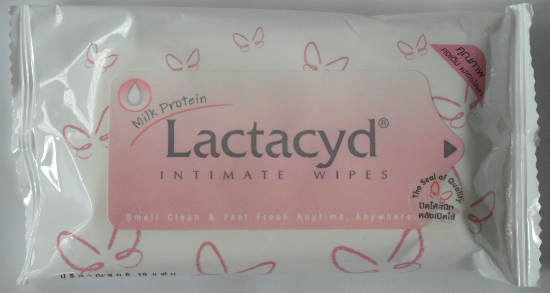 Lactacyd Intimate Lady Area Cleansing Hygienic Wipes Milk Protein Lactoserum Travel Set Made in Thailand (HP 016)