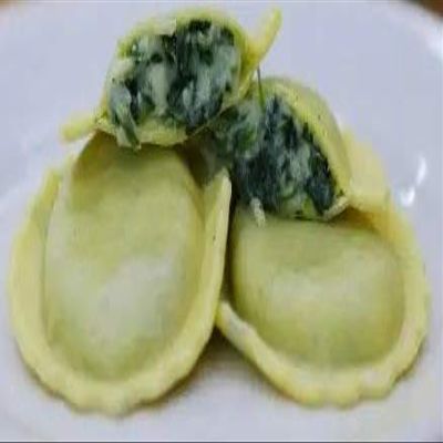 Seviroli Foods Large Round Spinach and Mozzarella Ravioli Pasta, 5 Pound -- 2 per case.