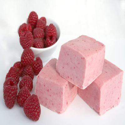 Mo's Fudge Factor, Raspberry Cream Fudge, 1/2 Pounds