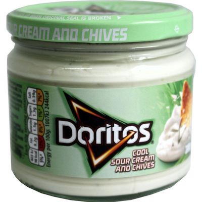 Doritos Cool Sour Cream & Chive Dip 300G