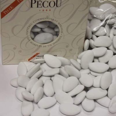 French Avola Almond Dragees (French Jordan Almonds), White color 1kg (2.2lbs)