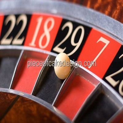 1/8 Sheet ~ Casino Roulette Game Close Up Birthday ~ Edible Cake/Cupcake Topper!!!