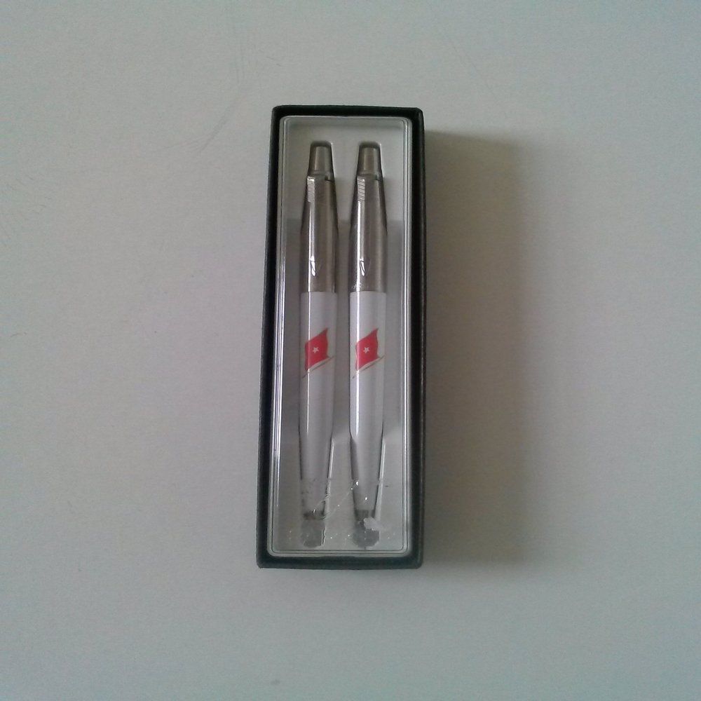 Parker Pen and Pencil Set with Burmese Anti-Japanese Resistance Flag 1943-1945 (Period Piece) (Vintage Product)