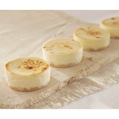 Sweet Street Vanilla Bean Individual Cheesecake -- 32 per case.