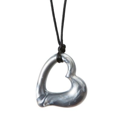 Chewigem Miller Chewable Heart, Silver