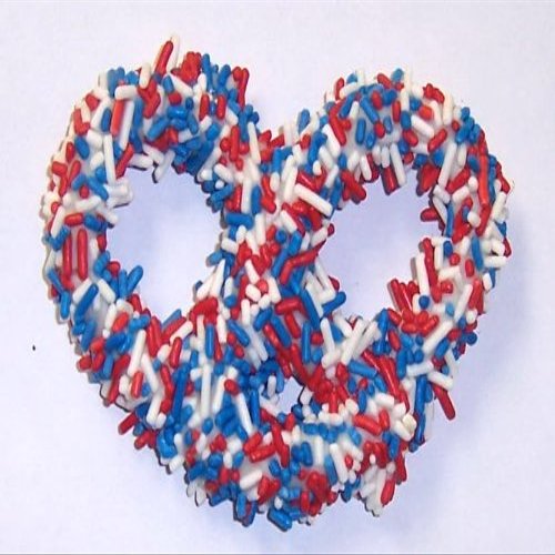 Scott's Cakes White Chocolate Covered Pretzels with 4th of July Sprinkles in a 1 Pound Plastic Deli Container