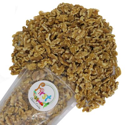 FirstChoiceCandy Gourmet Raw Natural Unsalted Walnuts (1 Pound)