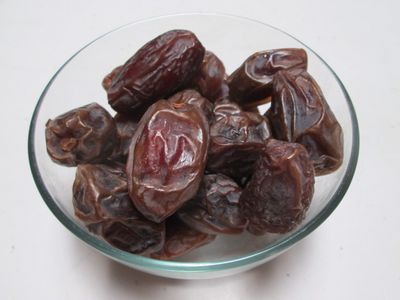 Candy-max Organic California Medjool Dates 5 lb