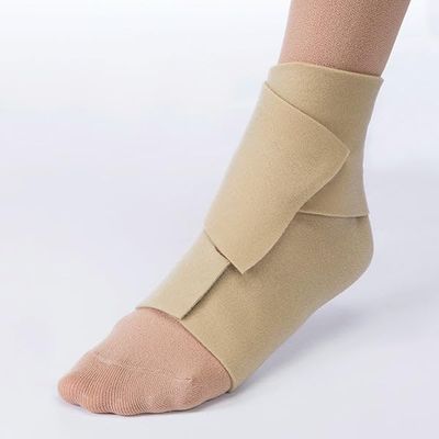 FarrowWrap Basic Footpiece, Tan, BSN FarrowMed (Regular-XL)