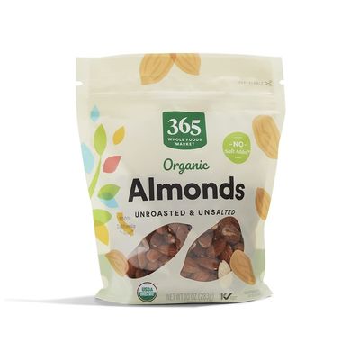 365 by Whole Foods Market, Organic Raw Almonds, 10 Ounce