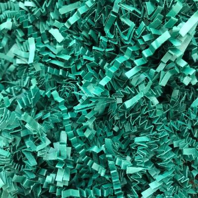 Black Cat Avenue 1 LB Forest Green Crinkle Cut Paper Shred Filler for Gift Wrap and Basket Filler