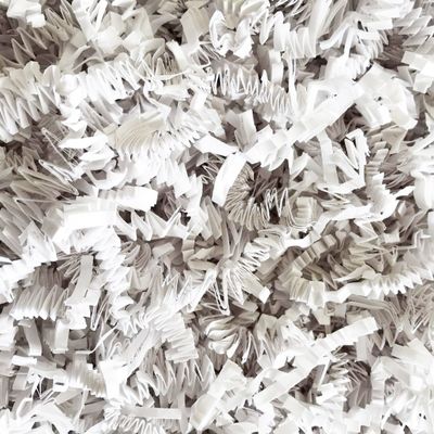 Black Cat Avenue 1/2 LB White Crinkle Cut Paper Shred Filler for Gift Wrap and Basket Filler