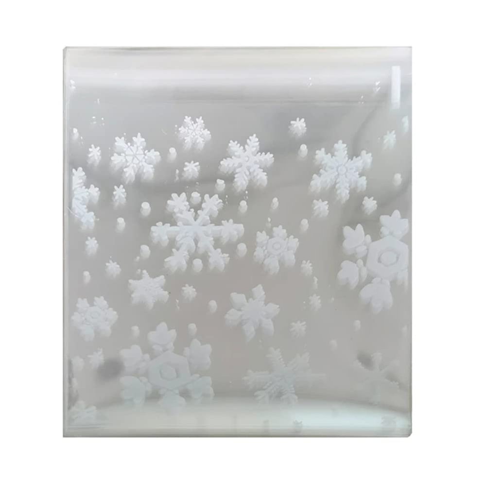 AKOAK 100 Count Resealable Clear Snowflake Bags Sweets Cookies Lollipops Cake Cellophane Bags Packaging Candy Cookie Plastic Bag Wedding Birthday Chrismas Parties (14cm x 14cm +3cm)
