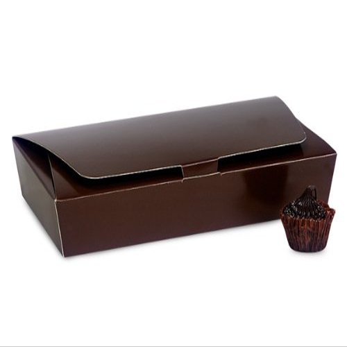Pack Of 50, 1-1/8" Tall Solid Chocolate Tapered Candy Box 1/2 Lb Single Layer Top 8 X 4-3/8" Base 7-1/2 X 4" 1 Piece Ballotin Candy Boxes