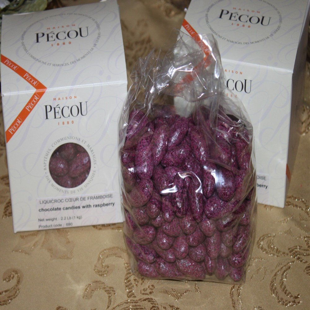 Dragees Pecou French Chocolate Drages Filled with Liquid Caramel Gift Box - 1 Kilo (2.2 lbs) - SPECIAL -