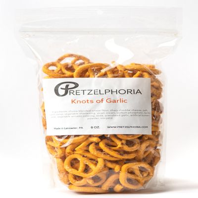 Pretzelphoria Knots of Garlic pretzel, 8 oz.