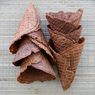 Carnival King Chocolate Waffle Cone Mix 5 lb. Bag - 6/Case