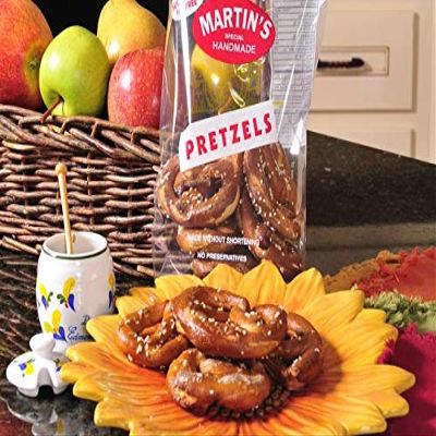 Martins Handmade, Hand Twisted Pretzels with Salt 8 oz. (3 Bags)