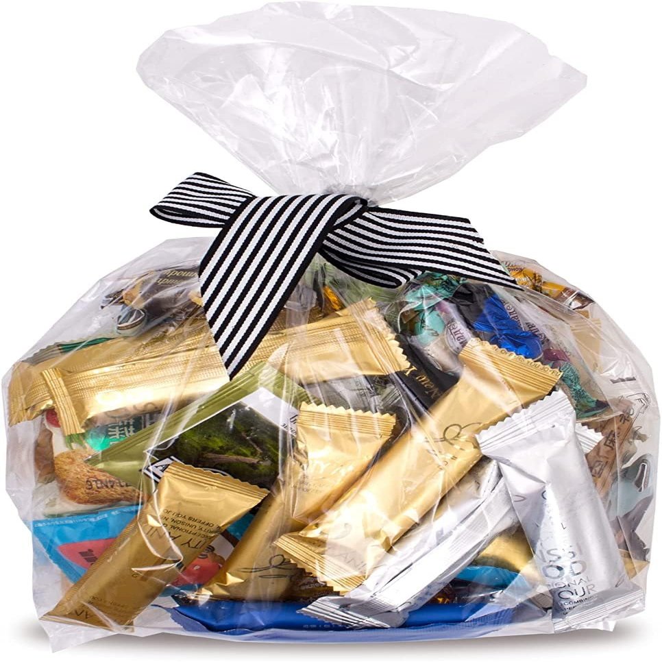 APQ Clear Gusseted Poly Bags, 8 x 4 x 15 Inch. Pack of 100 Gusseted Plastic Bags 1 Mil Thick for Favors with Open Top. Clear Plastic Bags for Packaging Cookies, Popcorn, Candies, Homemade Bread
