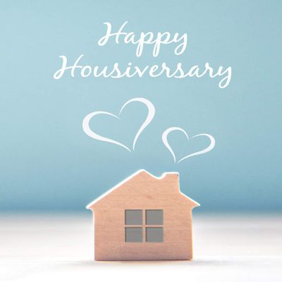 Mediz Notecards for Real Estate Agents - Pack of 25 Note Cards and Envelopes Designed Especially for Real Estate Agents (Happy Housiversary)