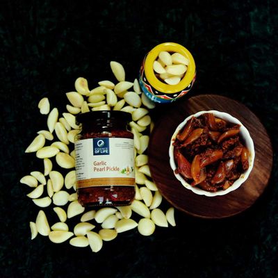 Essence of Life Garlic Pearl Pickle - 160gm