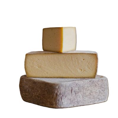Corner Stone - Raw Cow Milk Cheese (8 oz (cut portion))