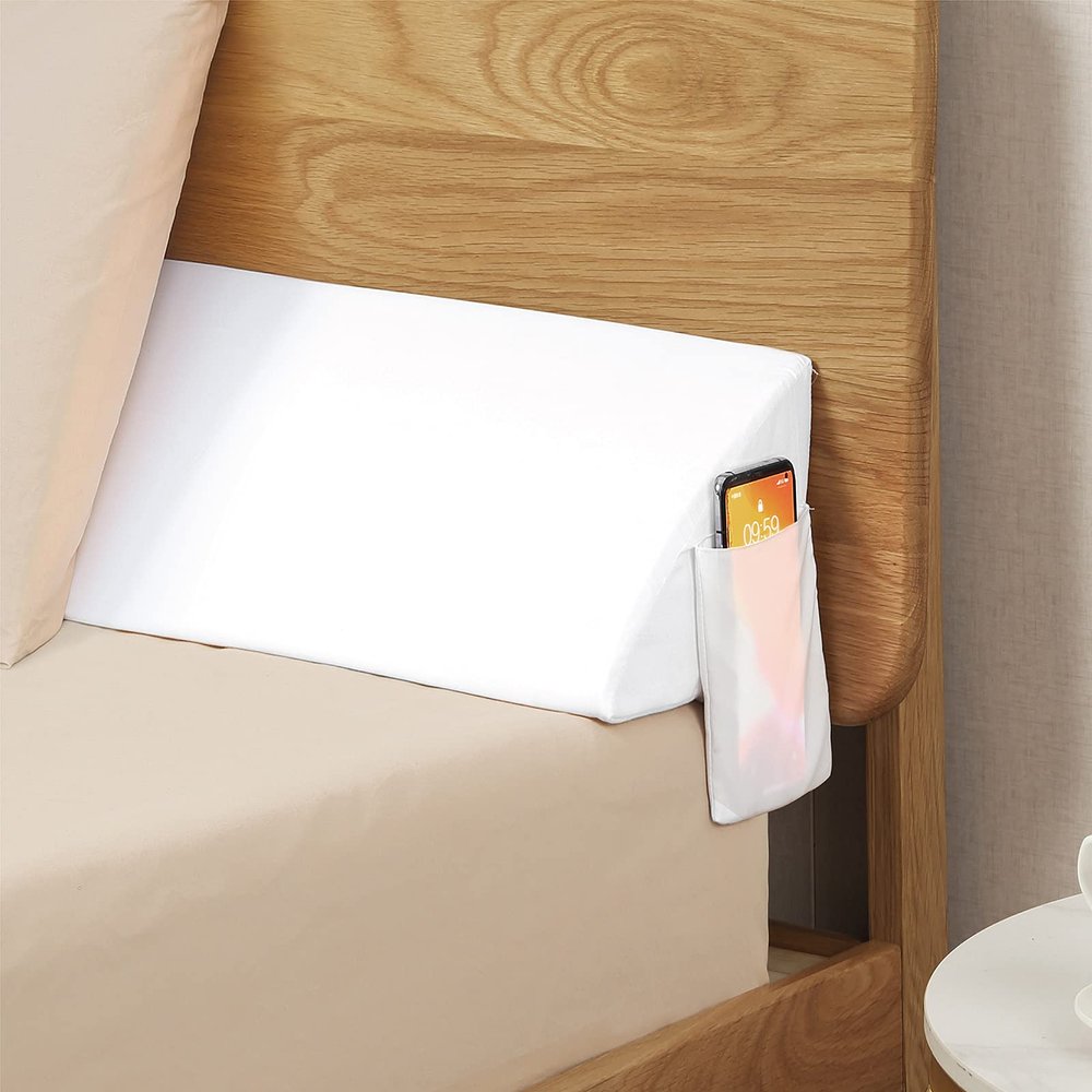 Vekkia Cal King Bed Wedge Pillow for Headboard  High-Density Foam Fills Gaps (0-5.5") Between Mattress and Headboard, Wedge Pillow with Pockets for Phone & Remotes, Washable Cover  (White)