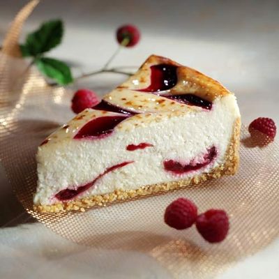 Sweet Street White Chocolate with Raspberry Cheese Cake (1 Count)