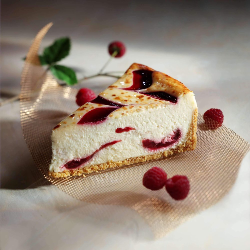 Sweet Street Raspberry White Chocolate Hand Fired Brulee Cheesecake, 14 Slice - 2 per case.