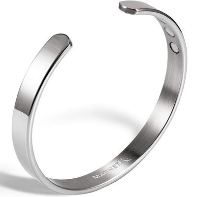 MagnetRX Magnetic Bracelets for Men & Women - Elegant Bangle Mens Cuff - Golf/Tennis Elbow & Balance, Stainless Steel Magnetic Bracelets for Women (Polished Silver | Medium)
