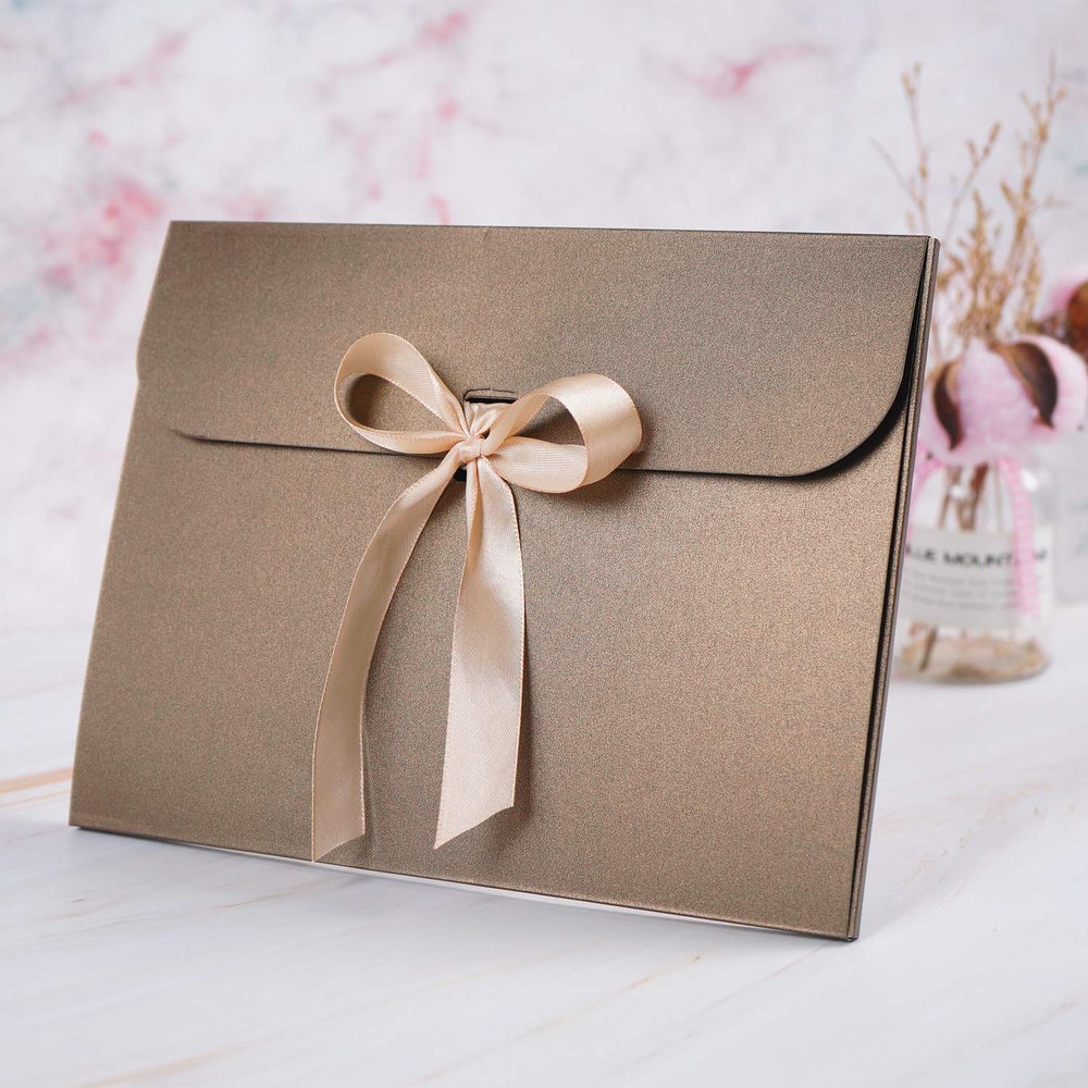 10Pcs Envelope Presents Bags Paper Party Favor Bag with Bow Ribbon Silk Scarves Presents Package Box Gloves Hat Scarf Envelope Wrap Bags Greeting Cards Holders for Christmas Birthday Wedding Decor