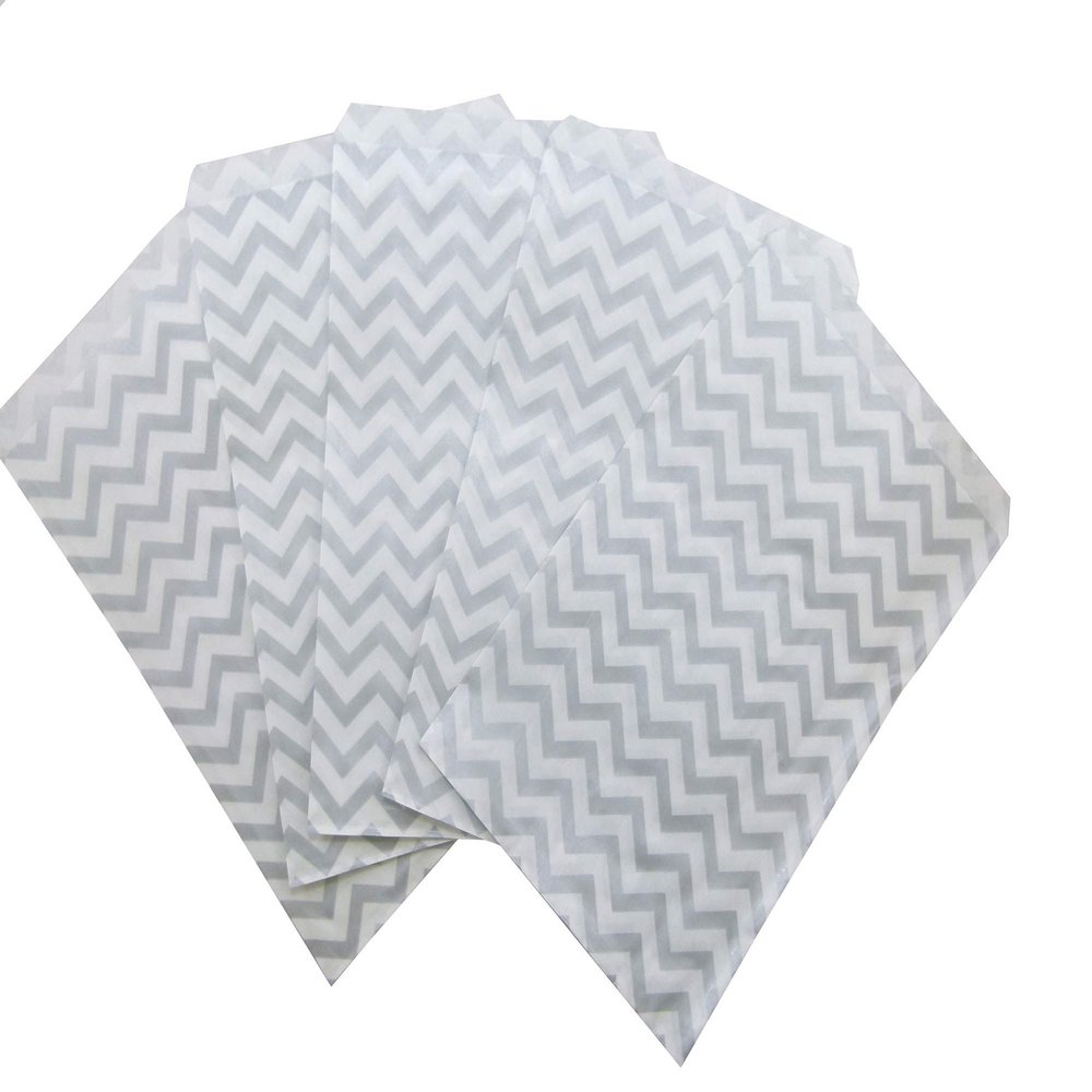 100 Qty 8.5" x 11" Decorative Flat Paper Gift Bags - Silver Chevron Pattern on White Kraft Bags - for Sales/Treats/Parties Cookies/Gifts - N'icePackaging